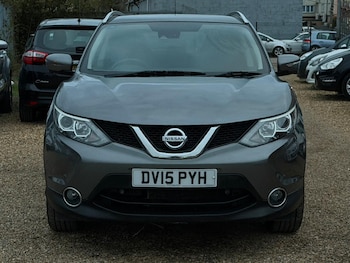 Used Nissan Qashqai 2015 for sale - 76608018: Photo