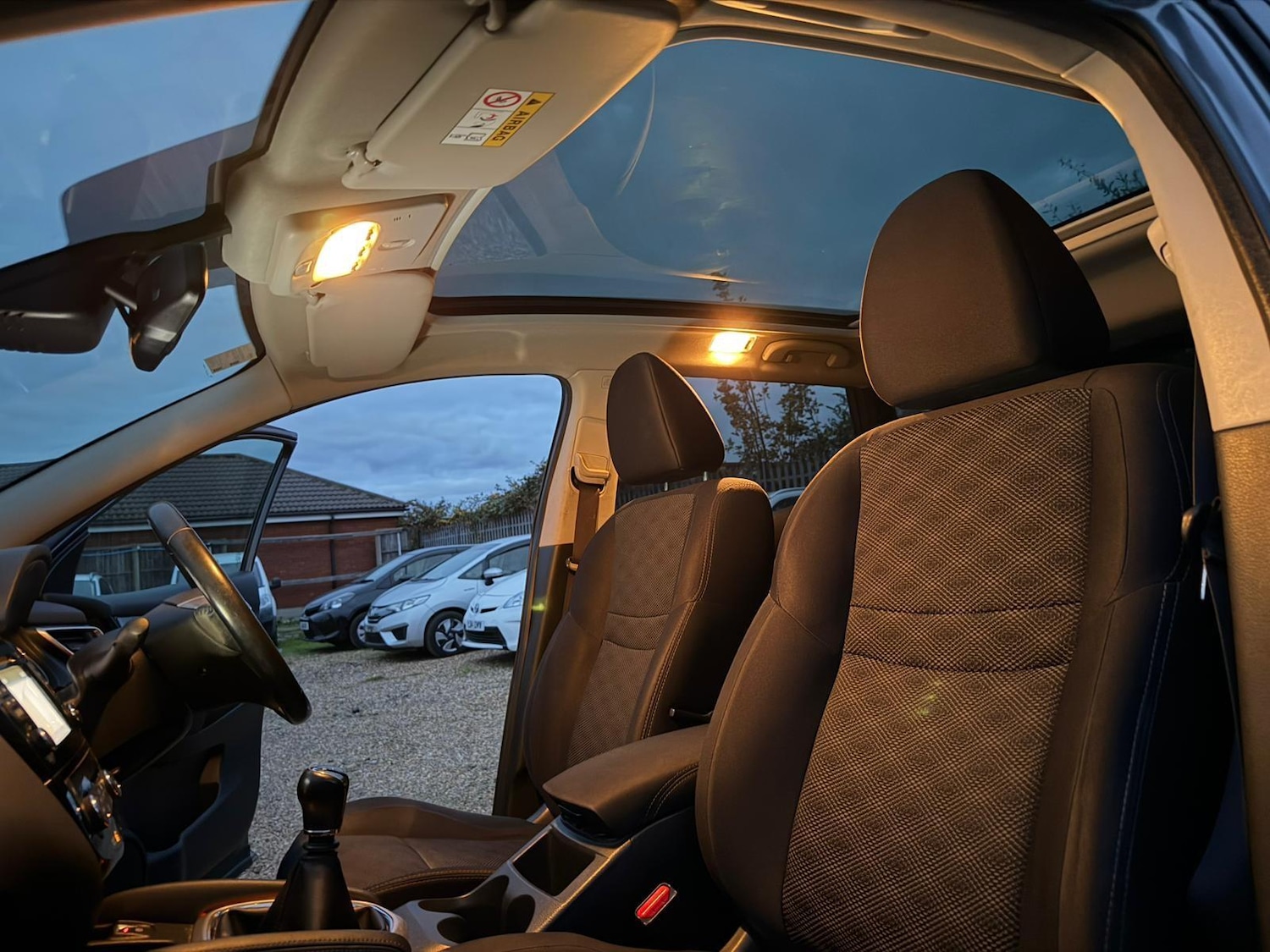 Used Nissan Qashqai 2015 for sale - 76608018: Photo 30