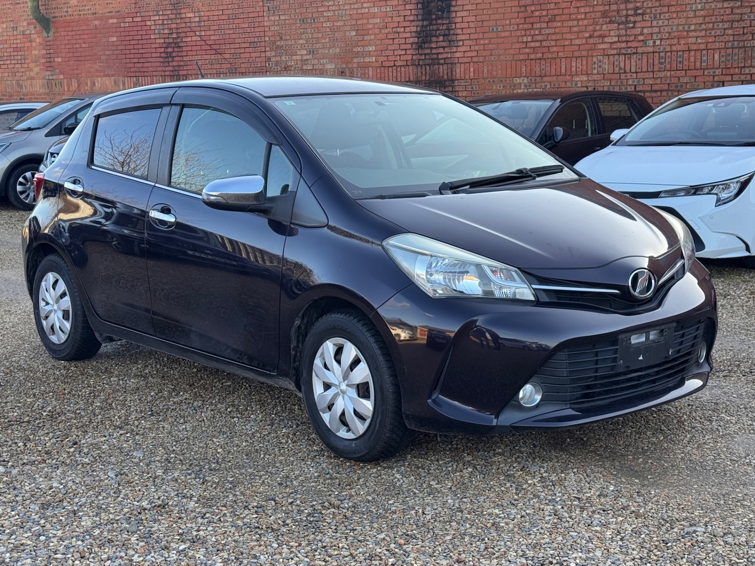 Used Toyota Vitz 2015 for sale - 77502771: Photo 3