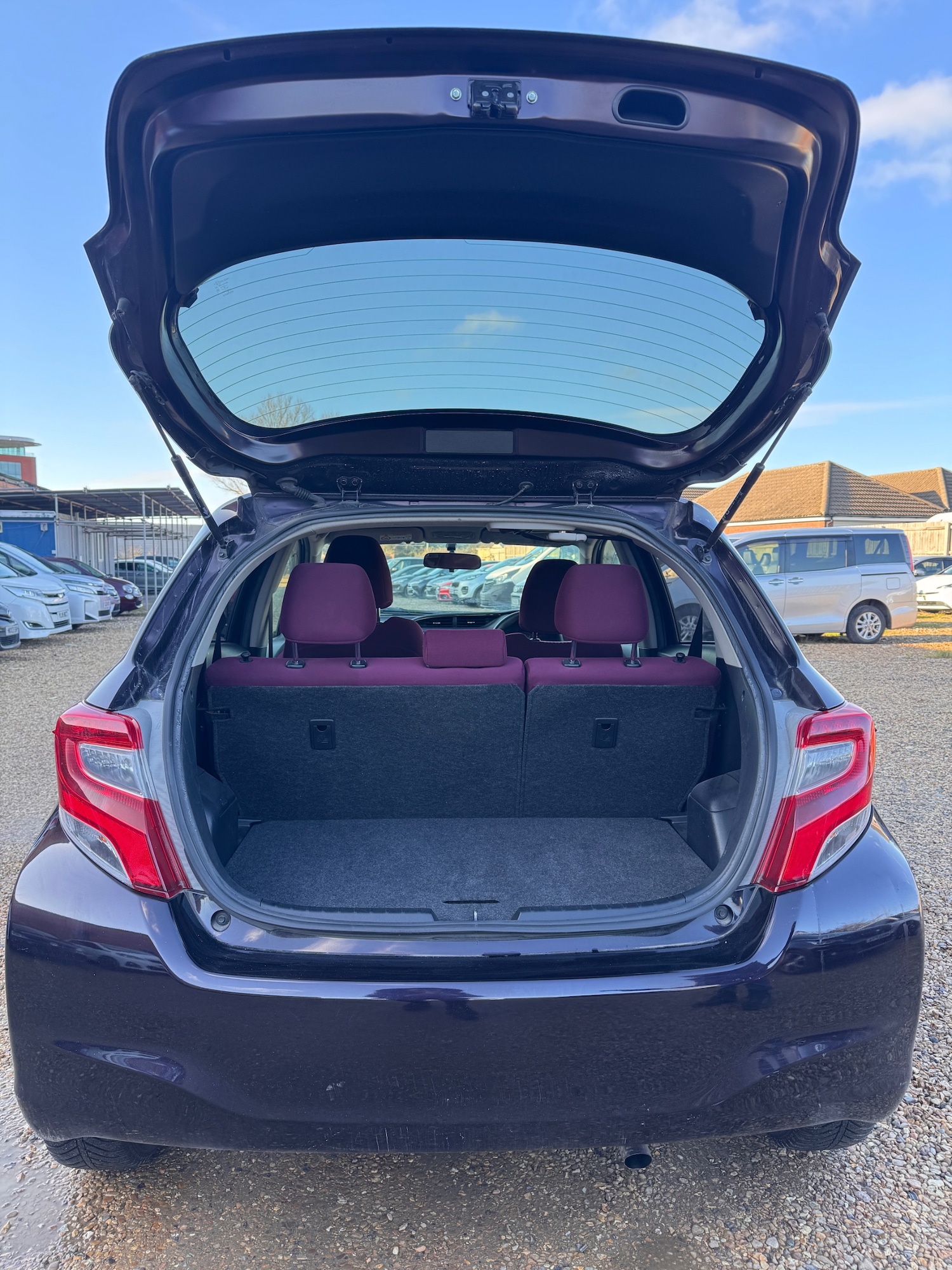 Used Toyota Vitz 2015 for sale - 77502771: Photo 7