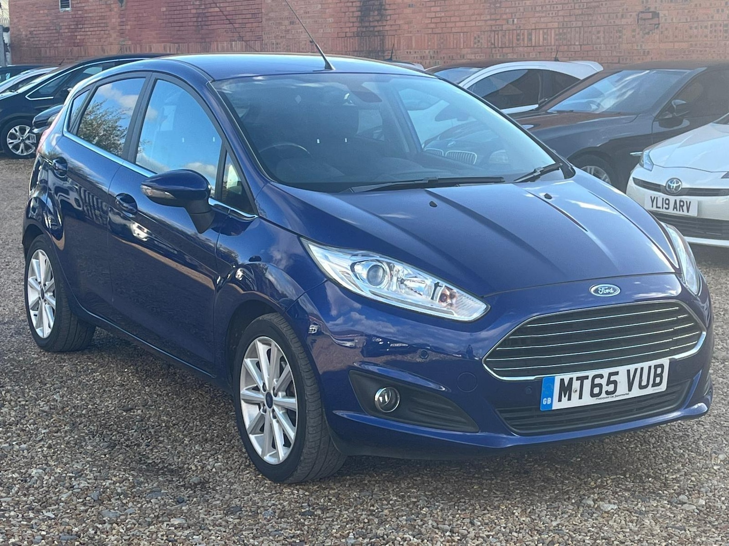 Used Ford Fiesta 2015 for sale - 76370536: Photo 1