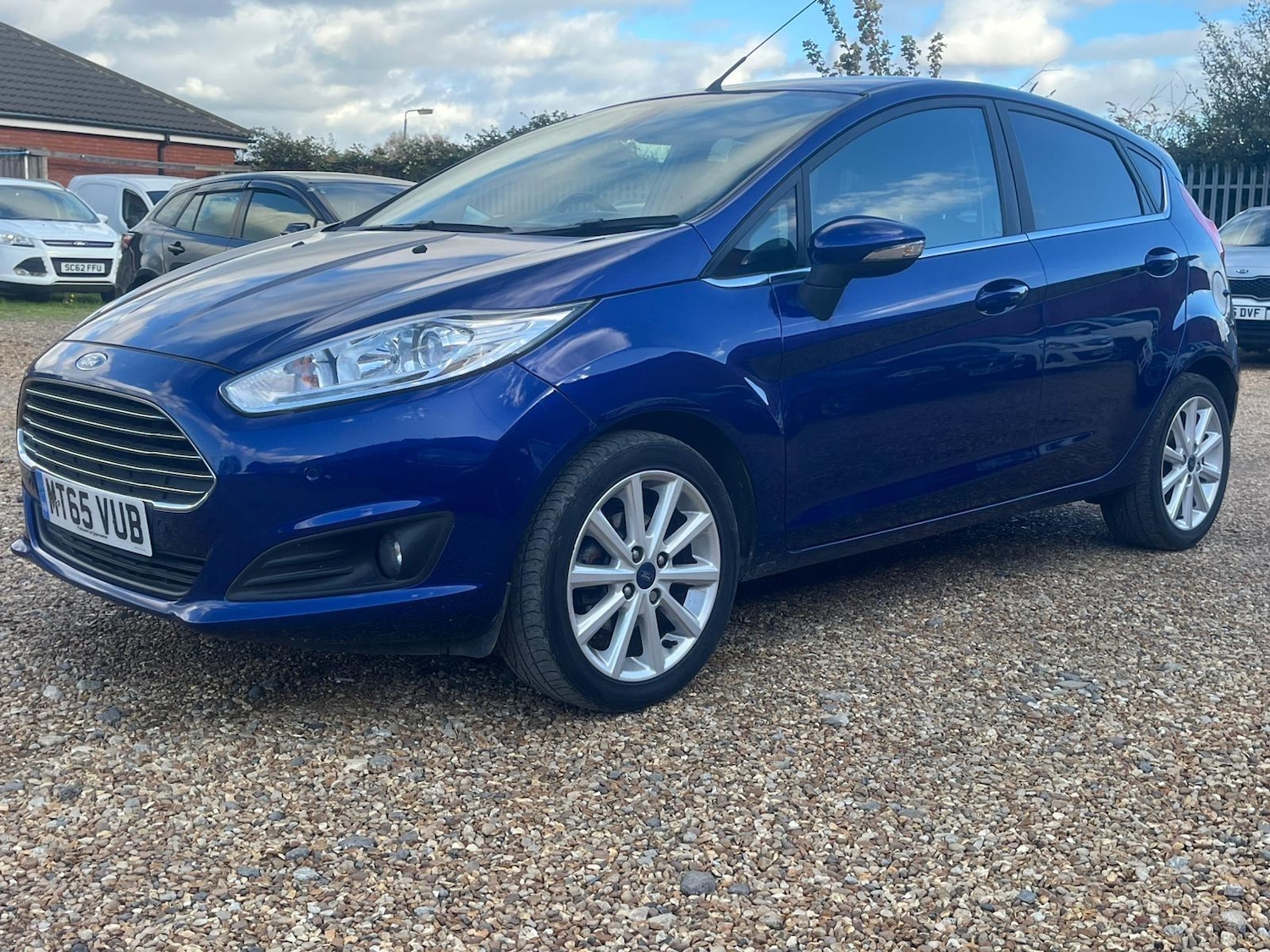 Used Ford Fiesta 2015 for sale - 76370536: Photo 3