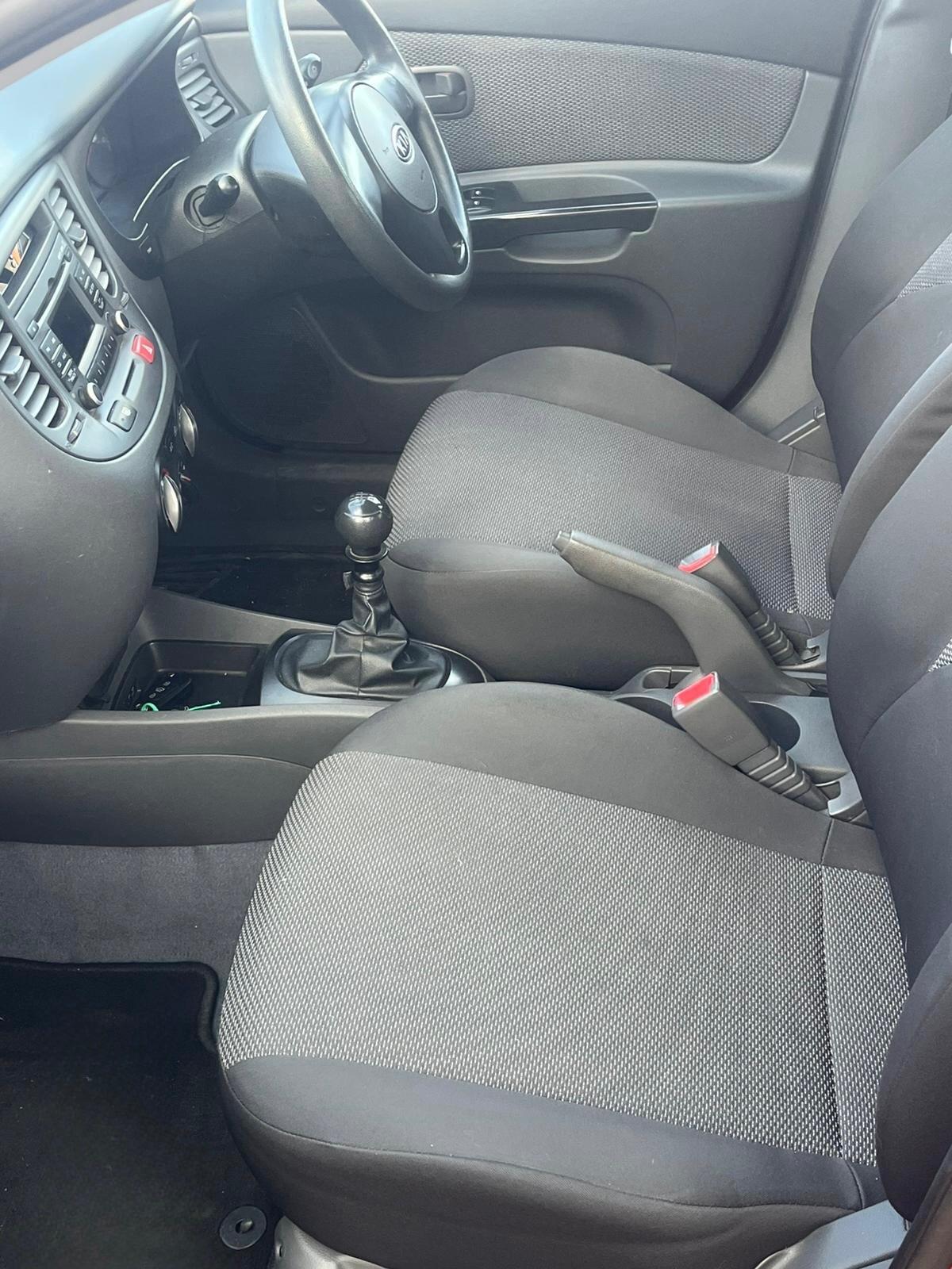 Used Kia Rio 2011 for sale - 76370709: Photo 14
