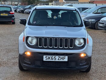 Used Jeep Renegade 2016 for sale - 77013202: Photo