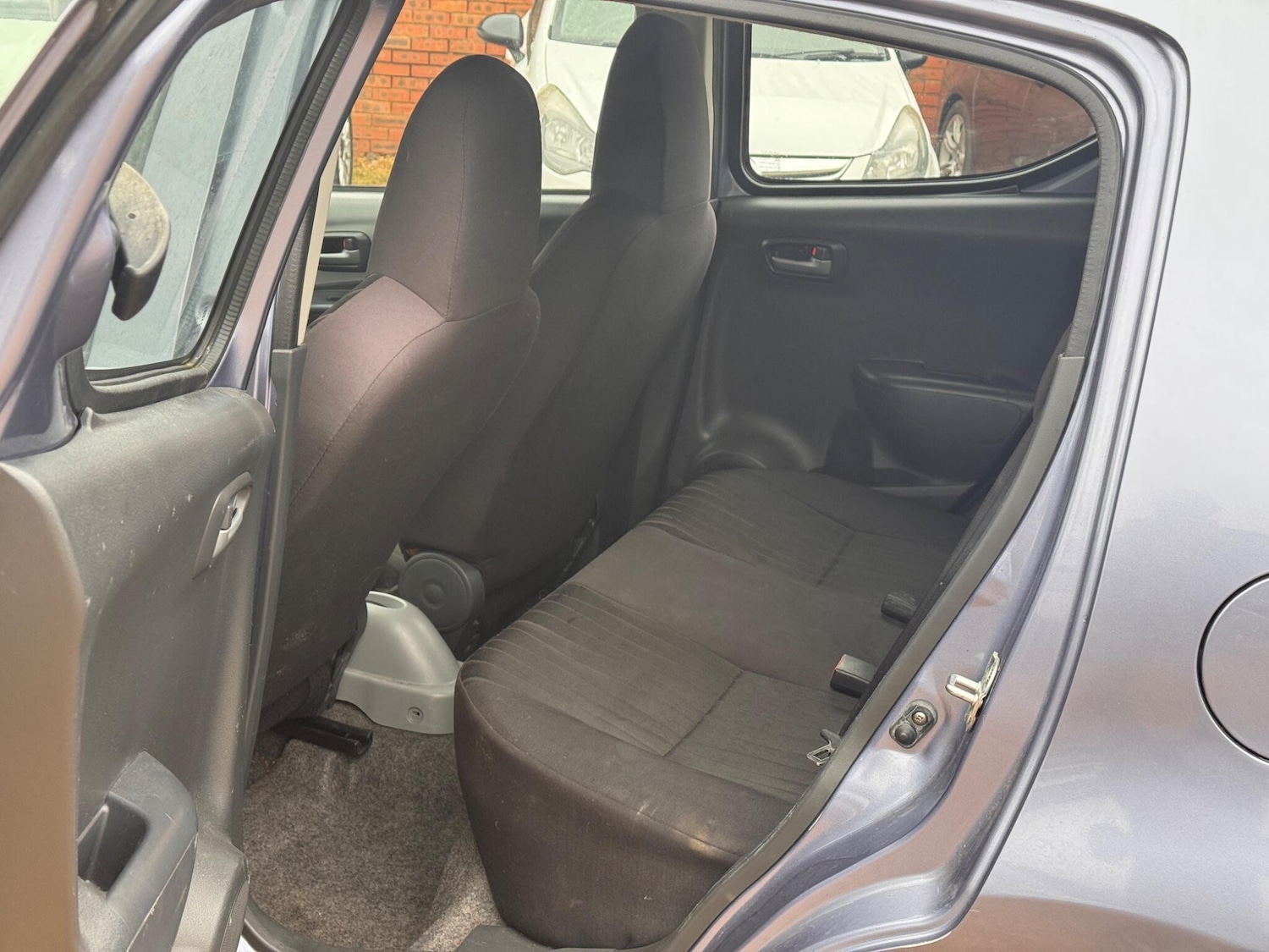 Used Nissan Pixo 2010 for sale - 76181840: Photo 17