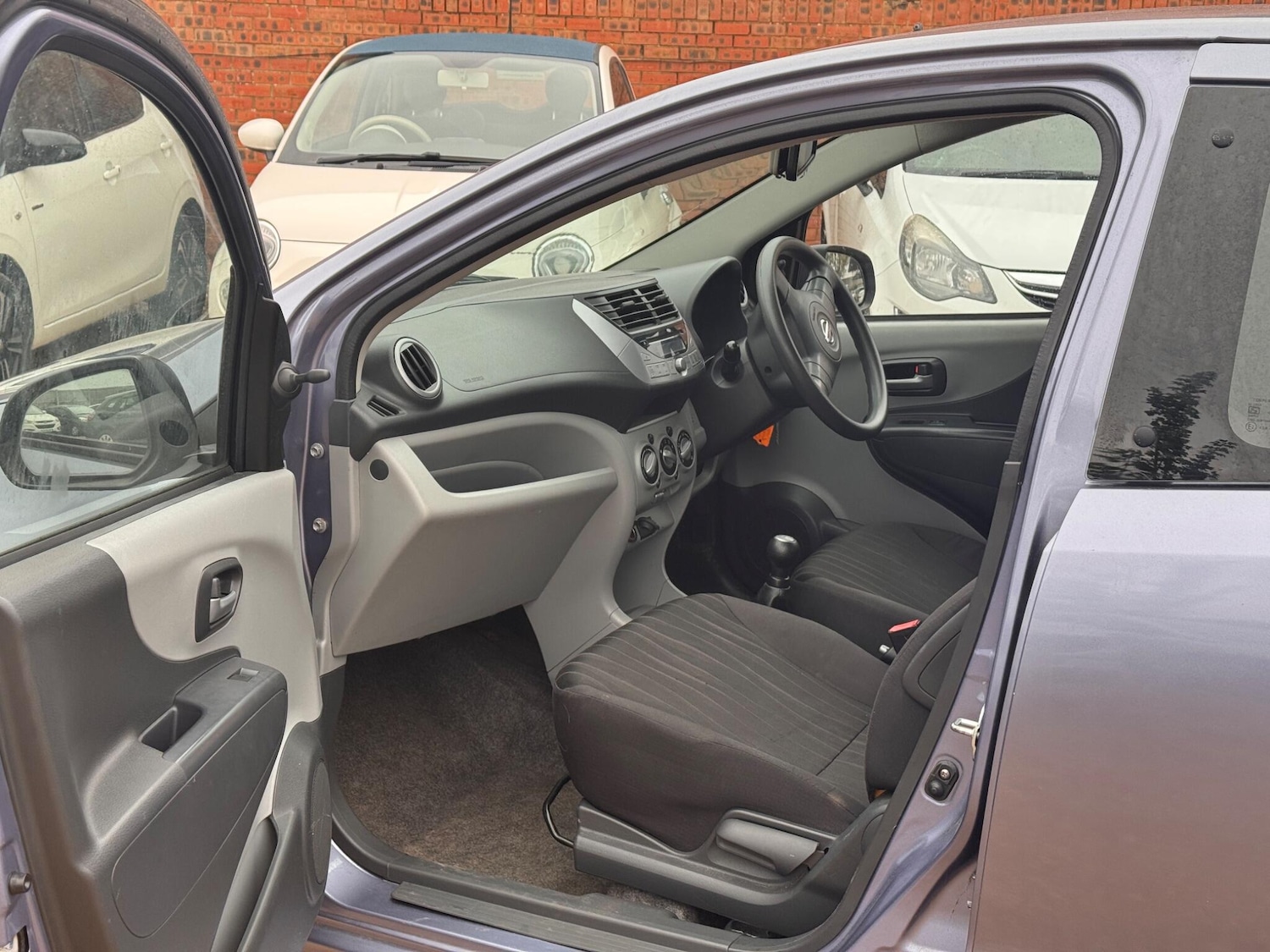 Used Nissan Pixo 2010 for sale - 76181840: Photo 27