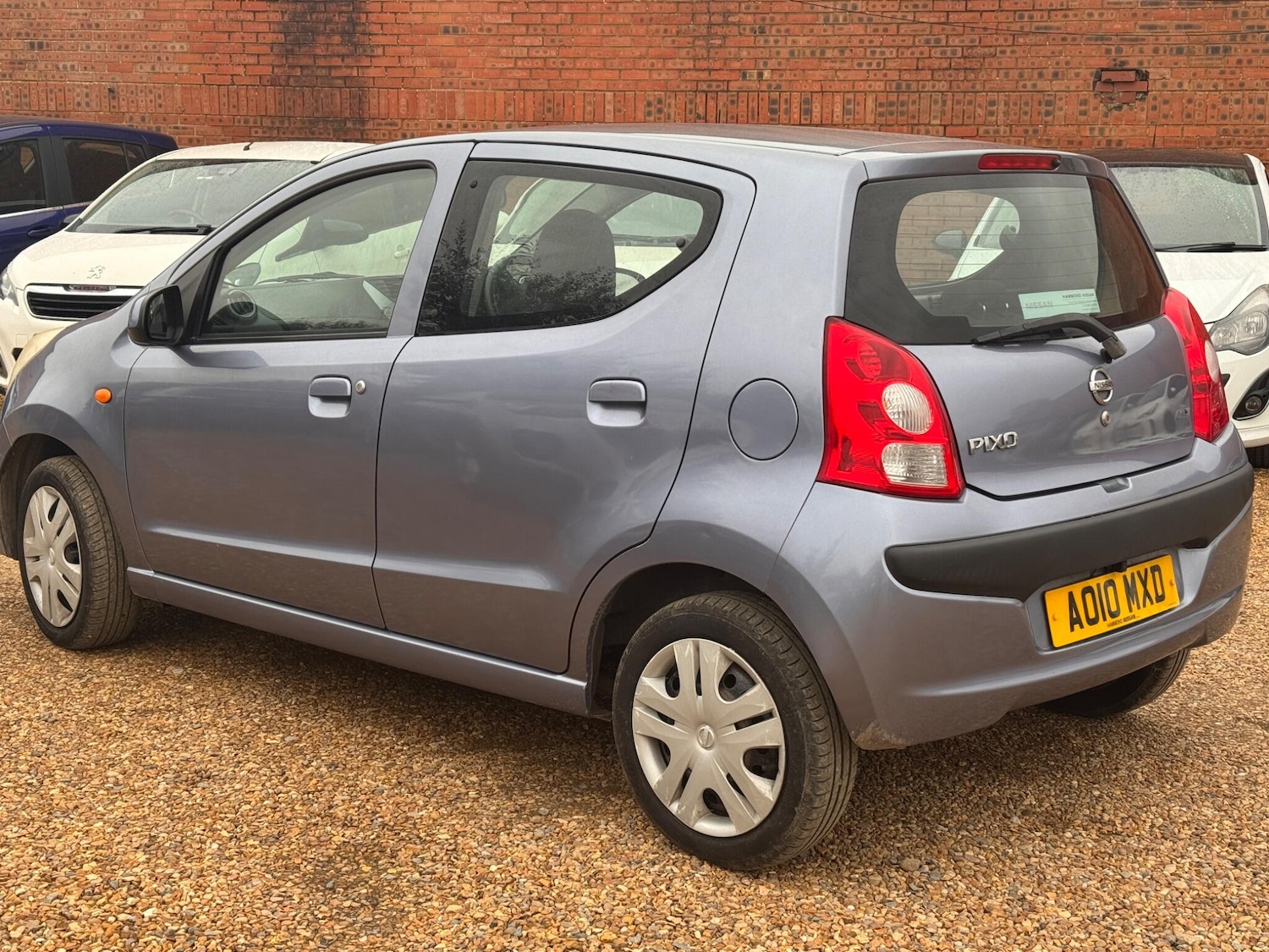 Used Nissan Pixo 2010 for sale - 76181840: Photo 4