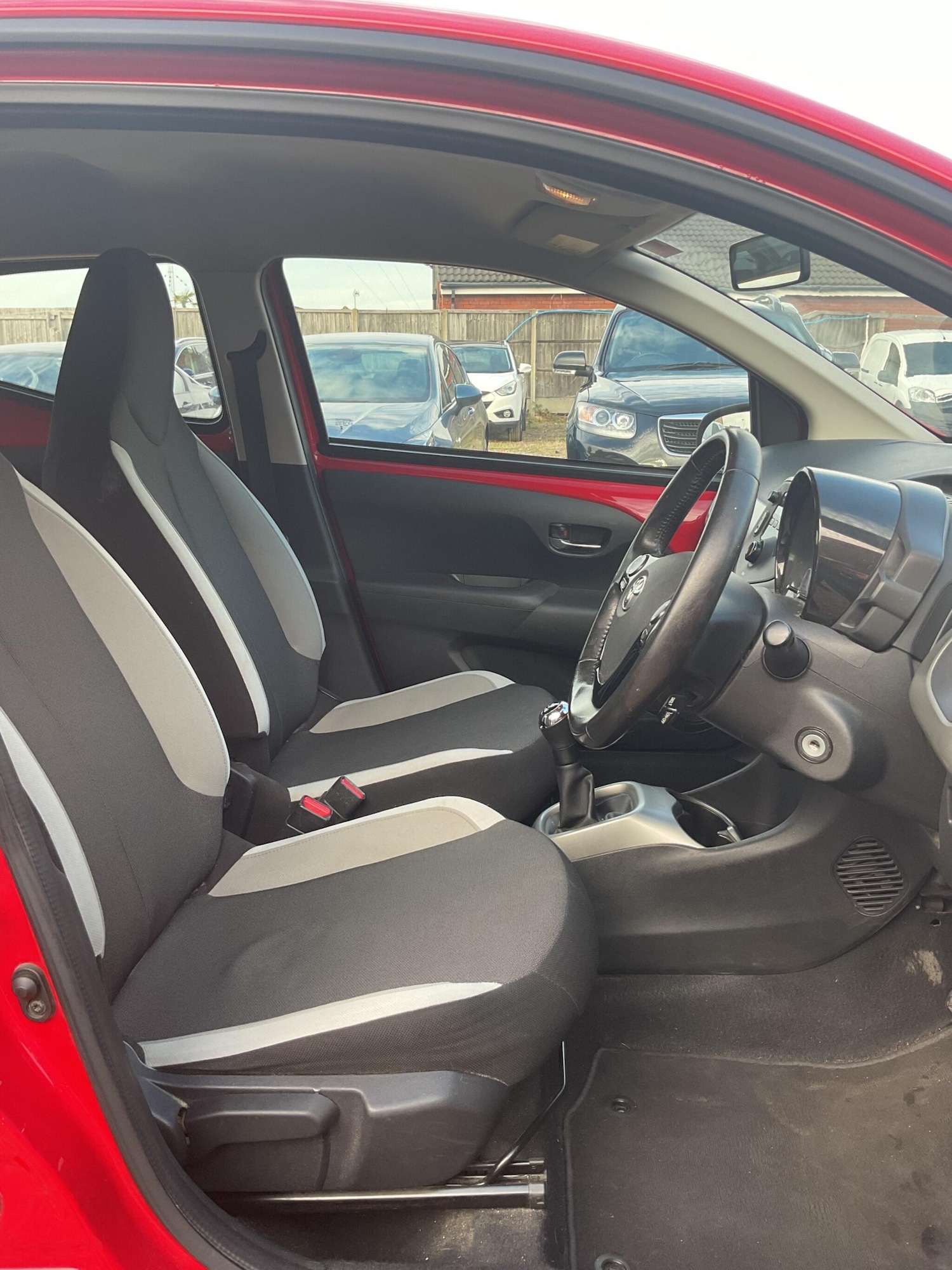 Used Toyota AYGO 2018 for sale - 76181839: Photo 12