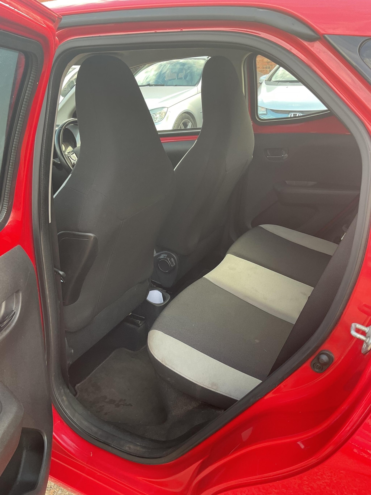 Used Toyota AYGO 2018 for sale - 76181839: Photo 16