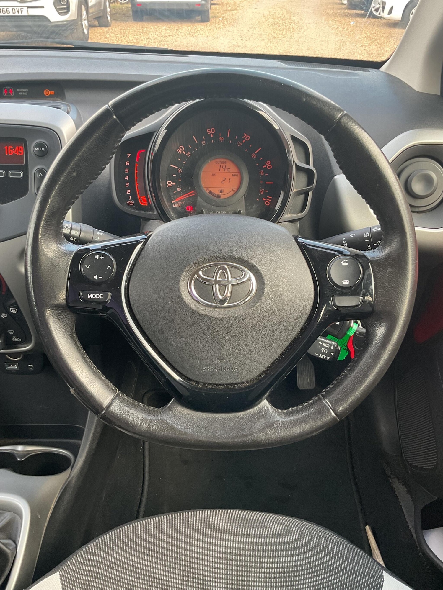 Used Toyota AYGO 2018 for sale - 76181839: Photo 26