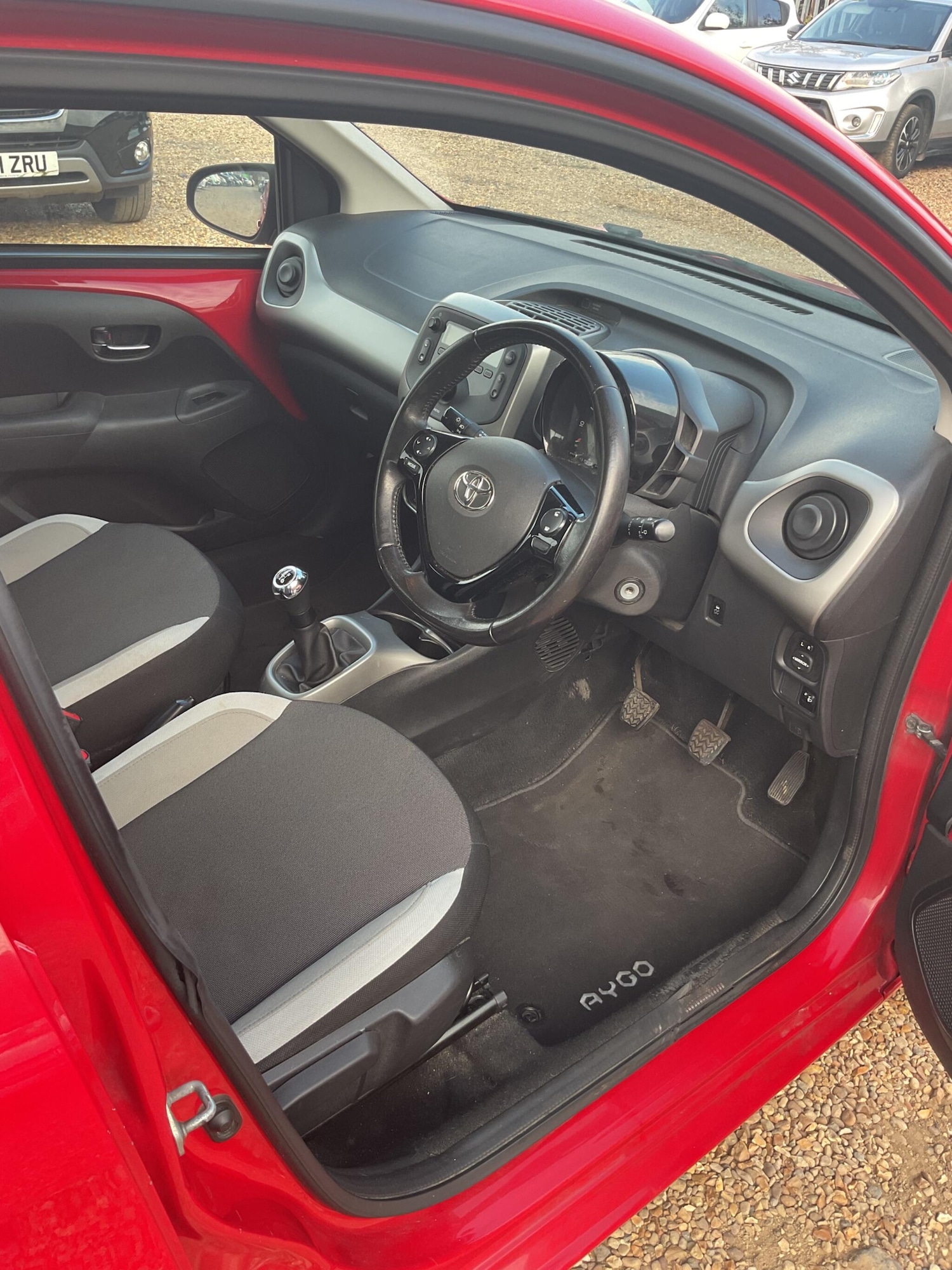 Used Toyota AYGO 2018 for sale - 76181839: Photo 28