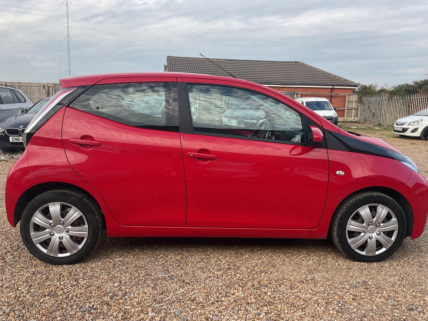 Used Toyota AYGO 2018 for sale - 76181839: Photo 7