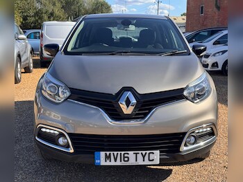 Used Renault Captur 2015 for sale - 76181843: Photo