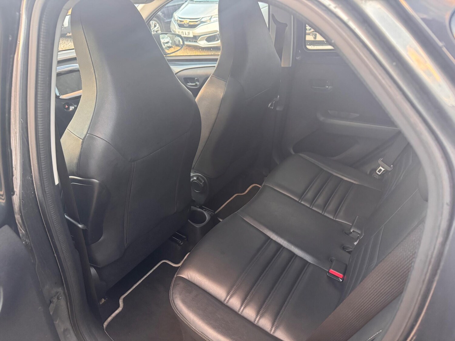 Used Toyota AYGO 2016 for sale - 76370616: Photo 17