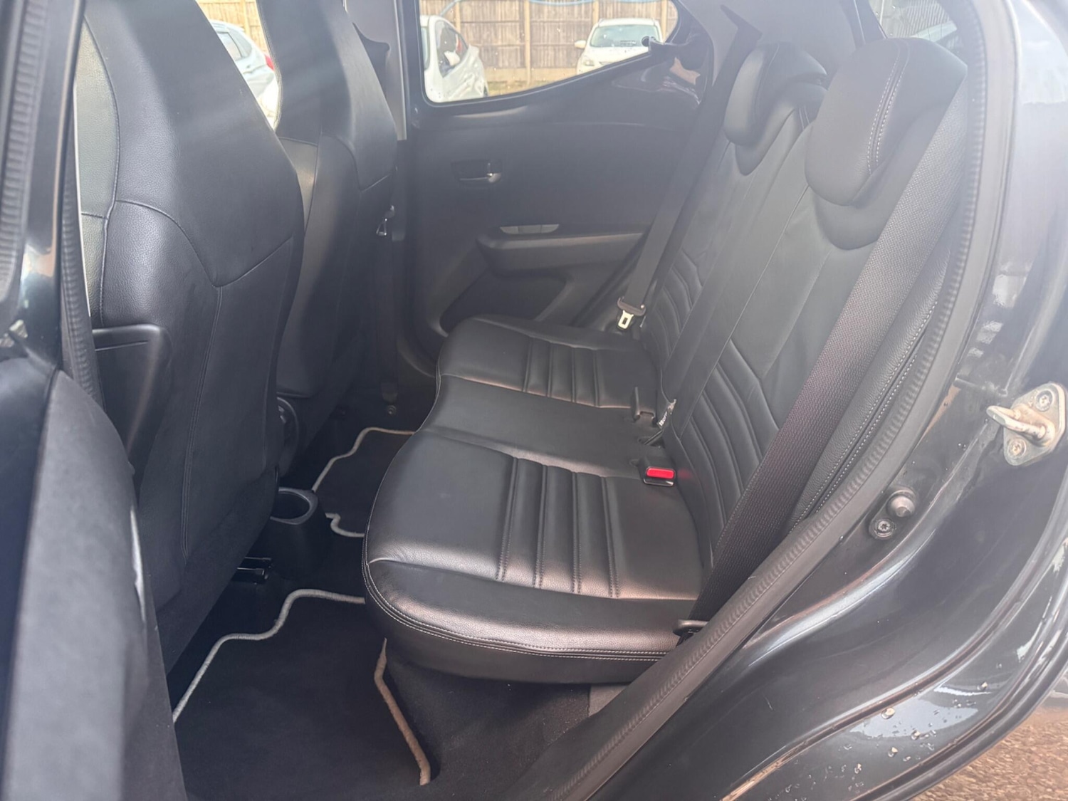 Used Toyota AYGO 2016 for sale - 76370616: Photo 20