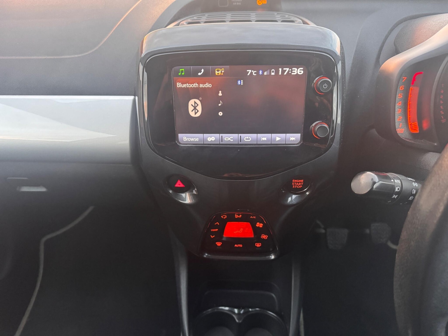 Used Toyota AYGO 2016 for sale - 76370616: Photo 26