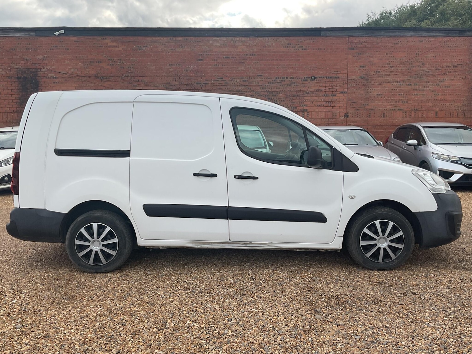 Used Citroen Berlingo 2015 for sale - 76181847: Photo 11