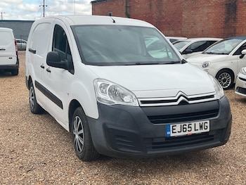 Used Citroen Berlingo 2015 for sale - 76181847: Photo
