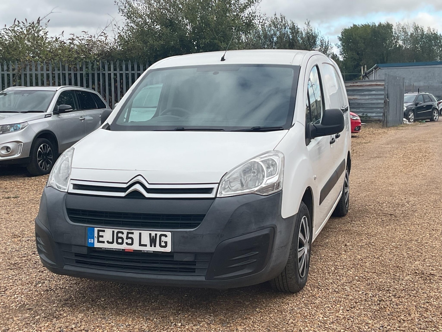 Used Citroen Berlingo 2015 for sale - 76181847: Photo 3