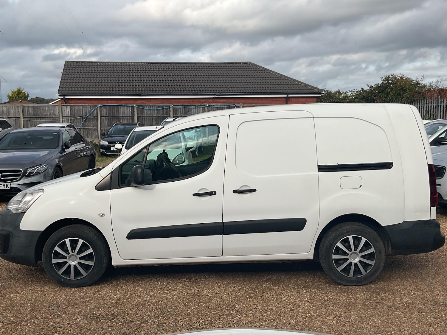Used Citroen Berlingo 2015 for sale - 76181847: Photo 8