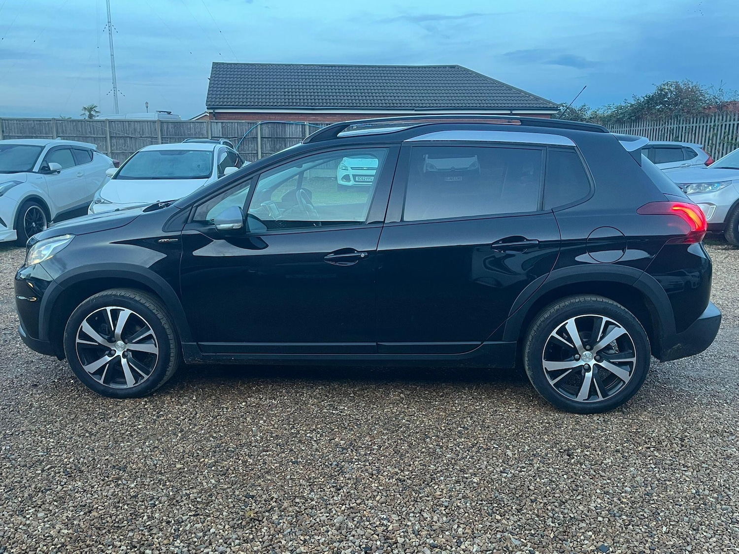 Used Peugeot 2008 2019 for sale - 76620246: Photo 13