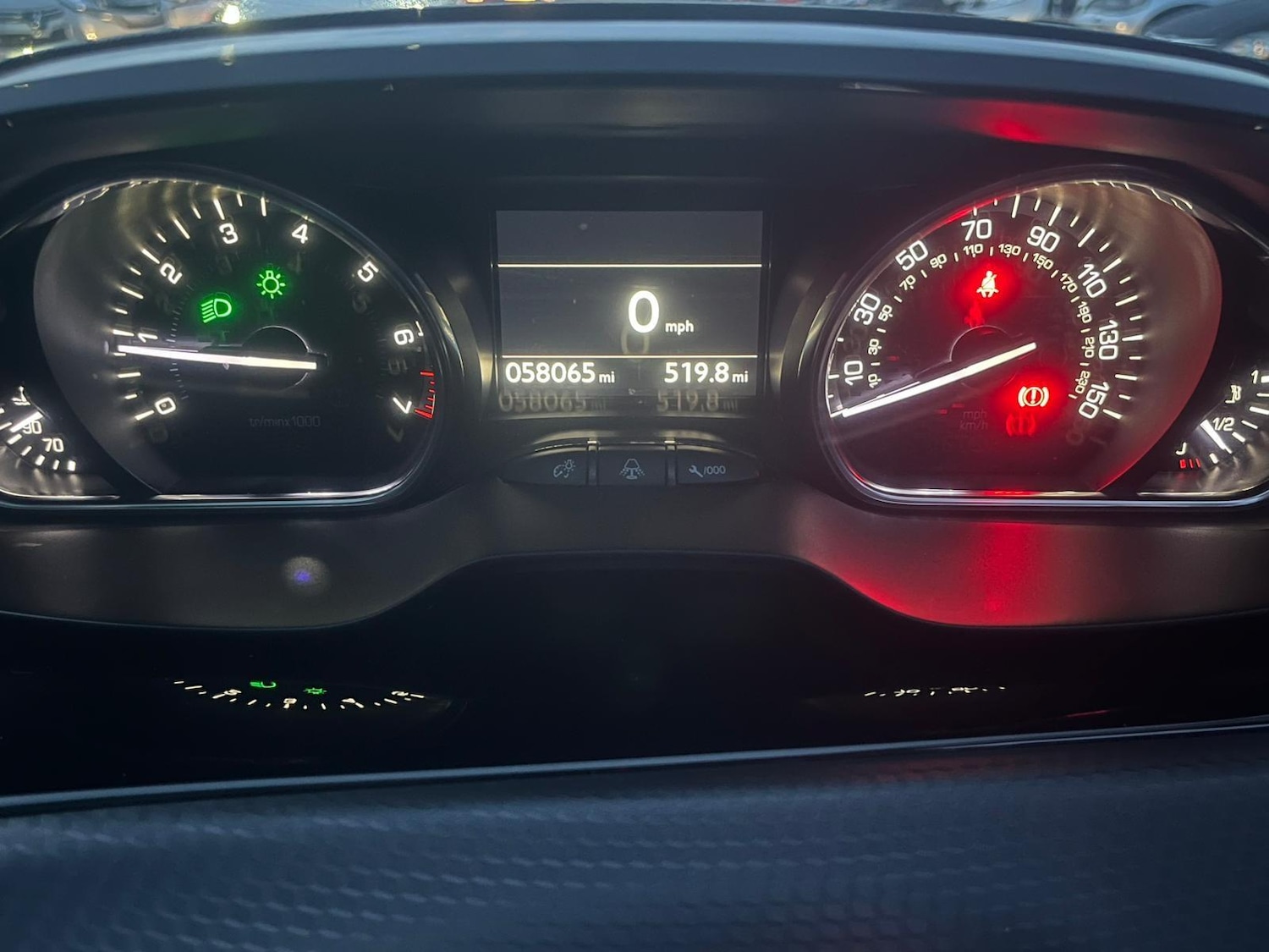 Used Peugeot 2008 2019 for sale - 76620246: Photo 32