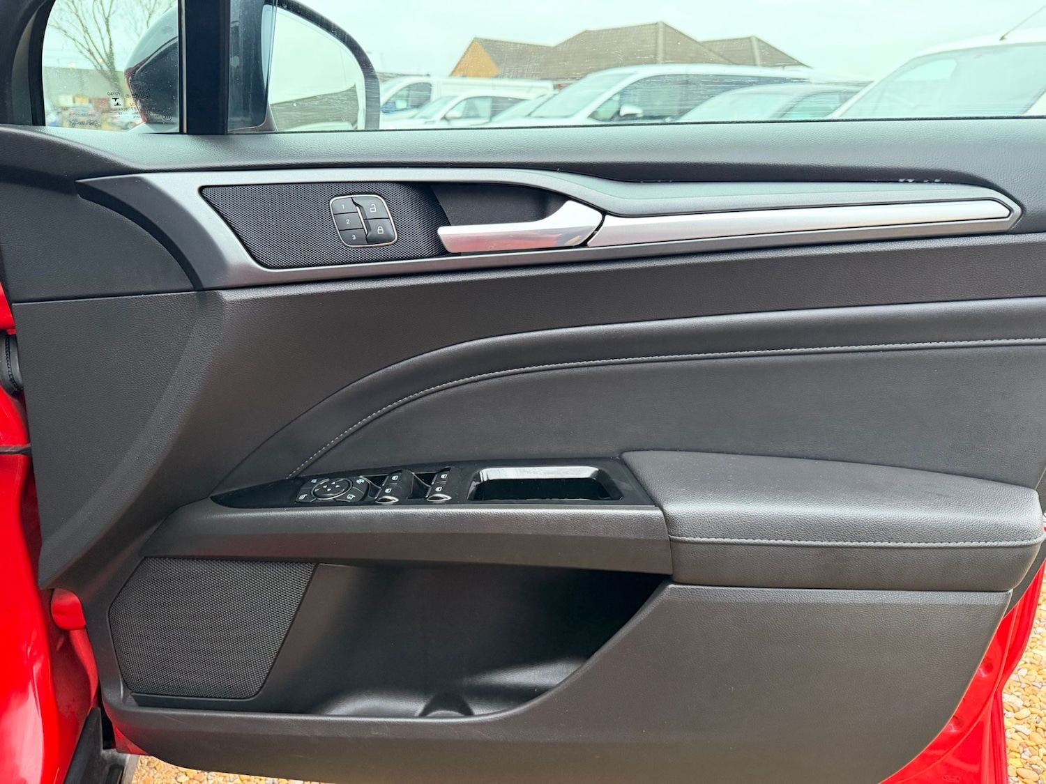 Used Ford Mondeo 2017 for sale - 77020690: Photo 30