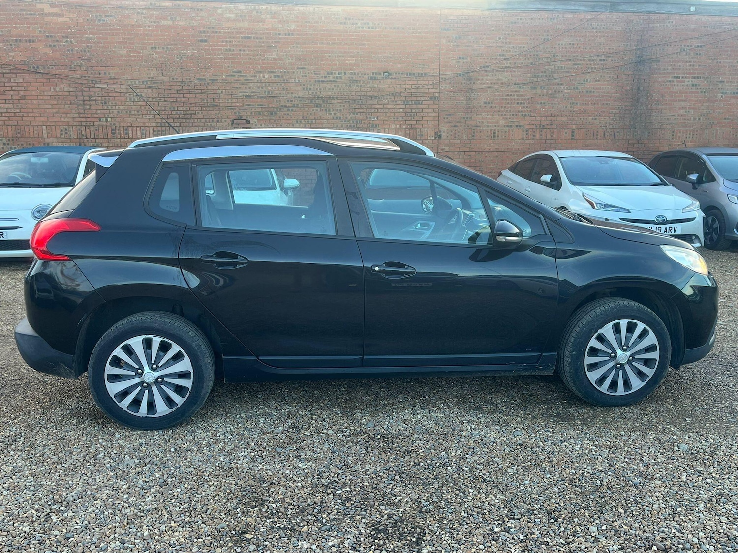 Used Peugeot 2008 2014 for sale - 76584349: Photo 11