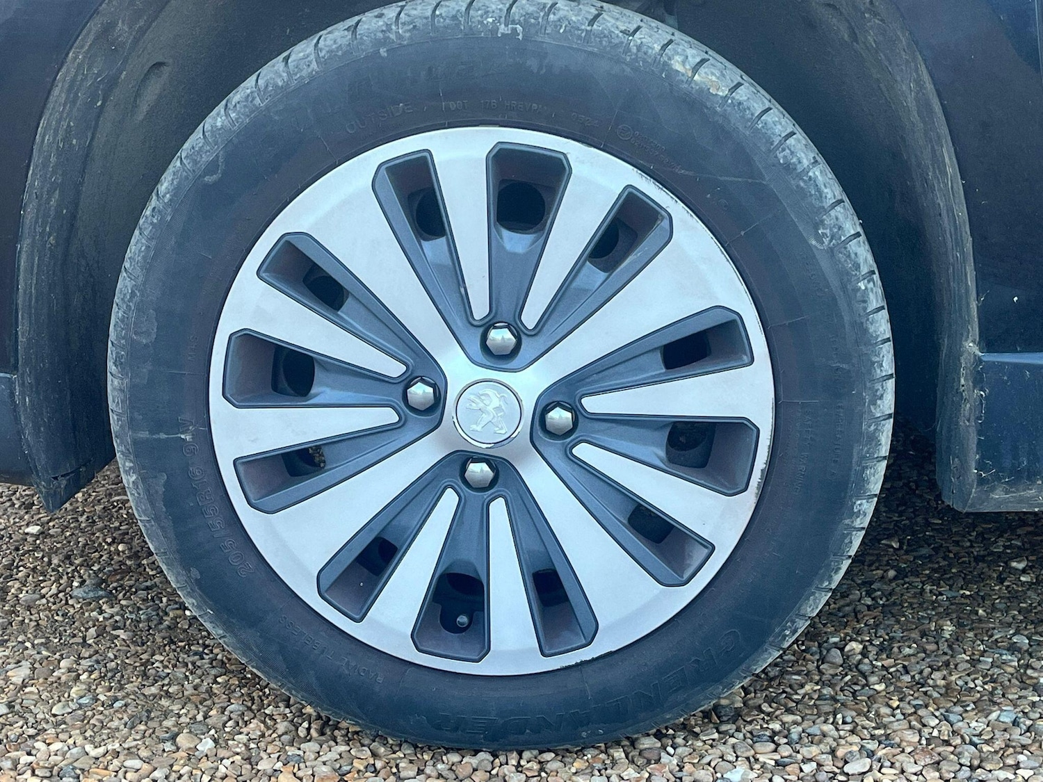 Used Peugeot 2008 2014 for sale - 76584349: Photo 19