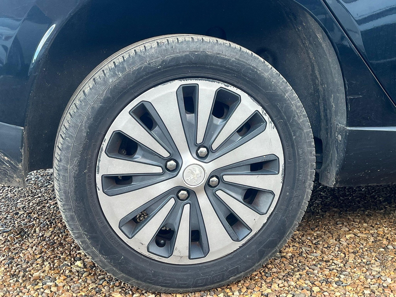 Used Peugeot 2008 2014 for sale - 76584349: Photo 20