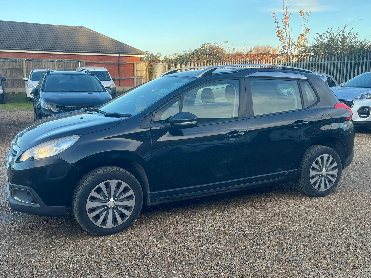 Used Peugeot 2008 2014 for sale - 76584349: Photo 8
