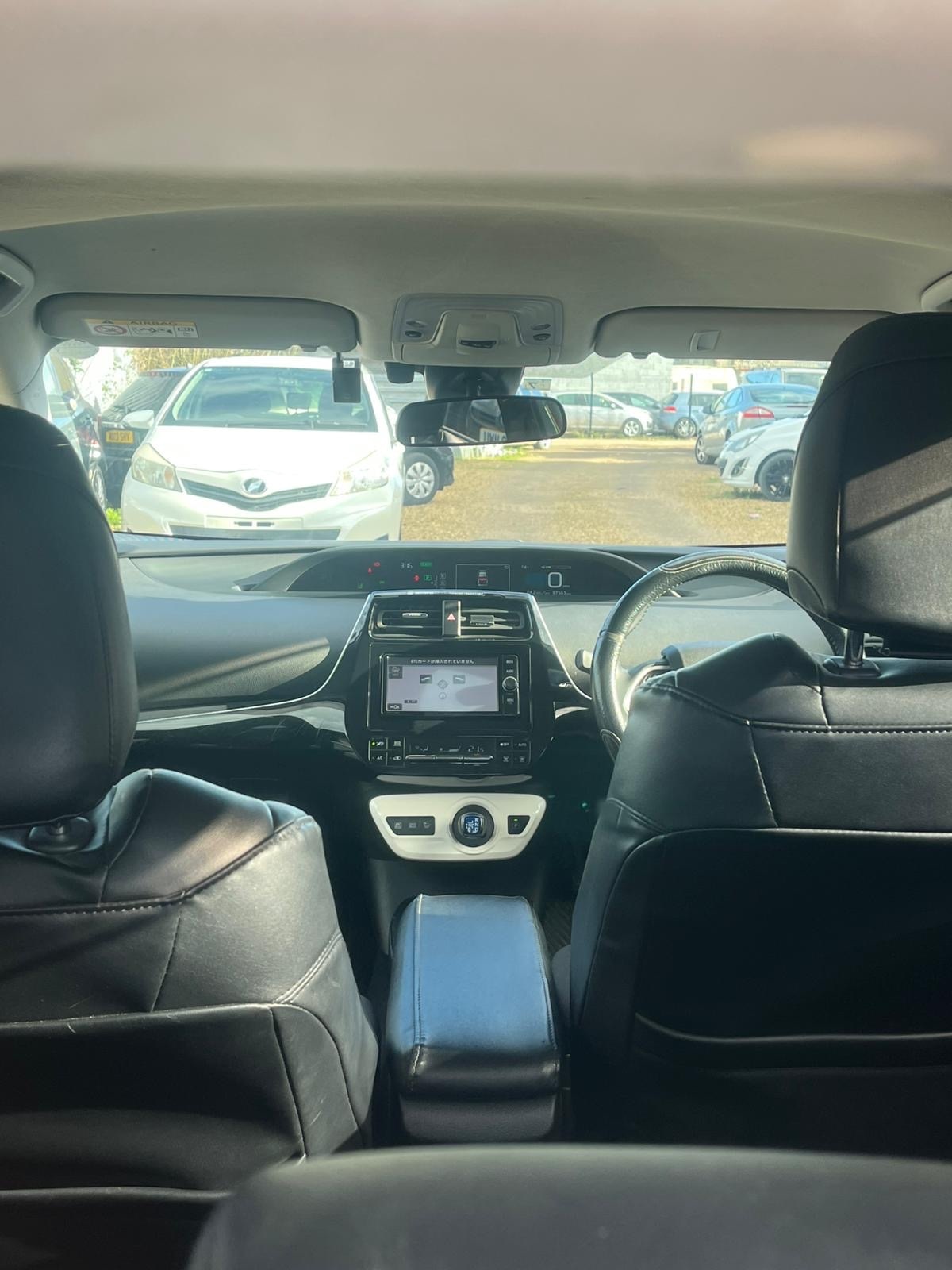 Used Toyota Prius 2018 for sale - 77946049: Photo 11