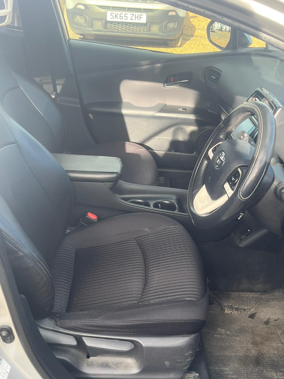 Used Toyota Prius 2018 for sale - 77946049: Photo 13