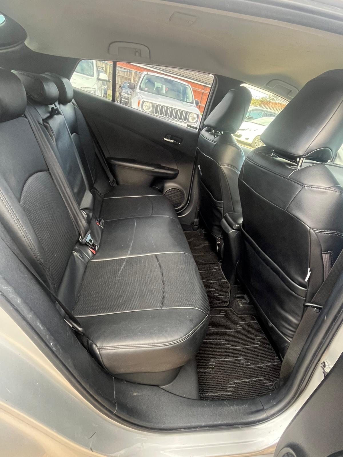 Used Toyota Prius 2018 for sale - 77946049: Photo 19