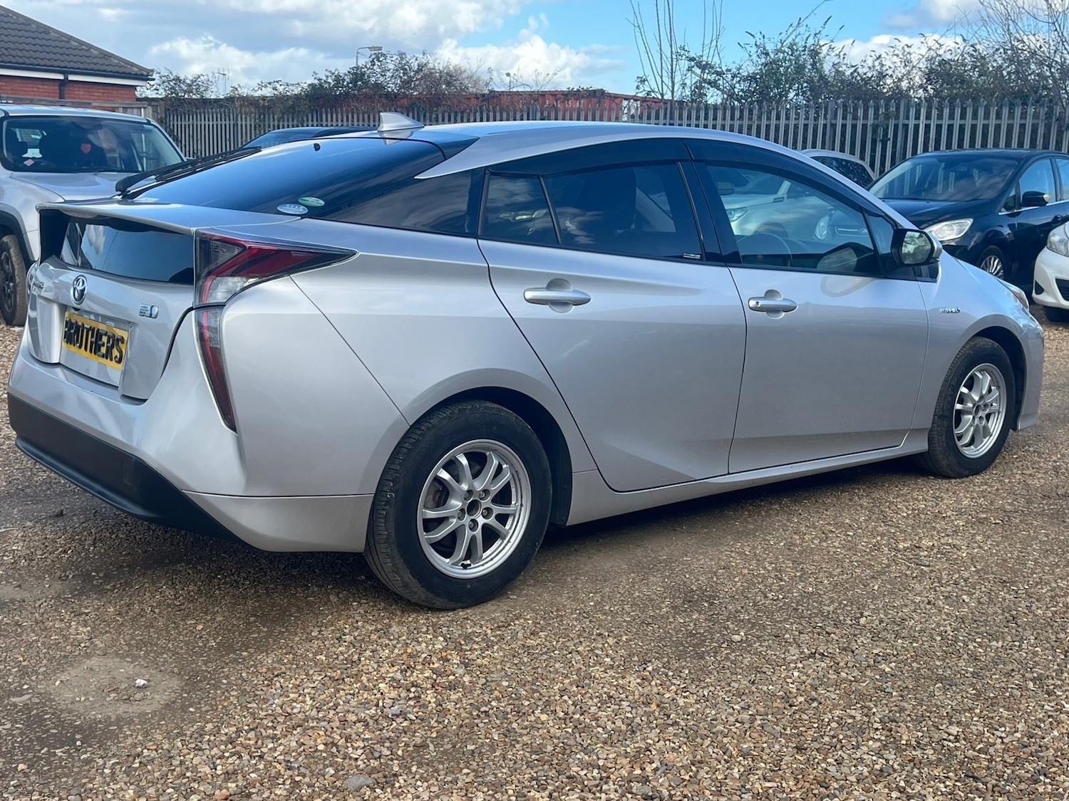 Used Toyota Prius 2018 for sale - 77946049: Photo 3