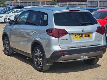 Used Suzuki Vitara 2019 for sale - 79248443: Photo