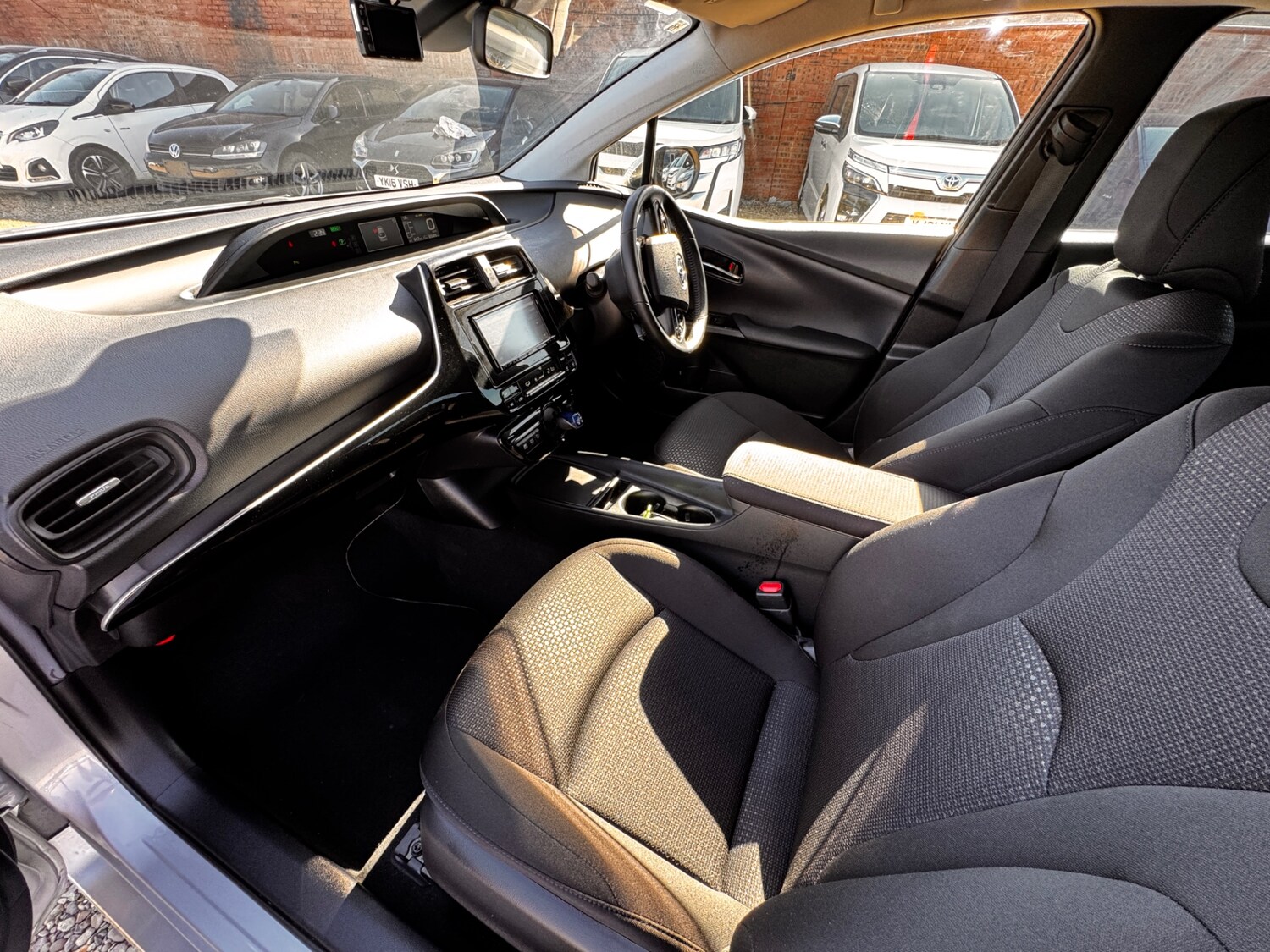 Used Toyota Prius 2020 for sale - 78155713: Photo 11