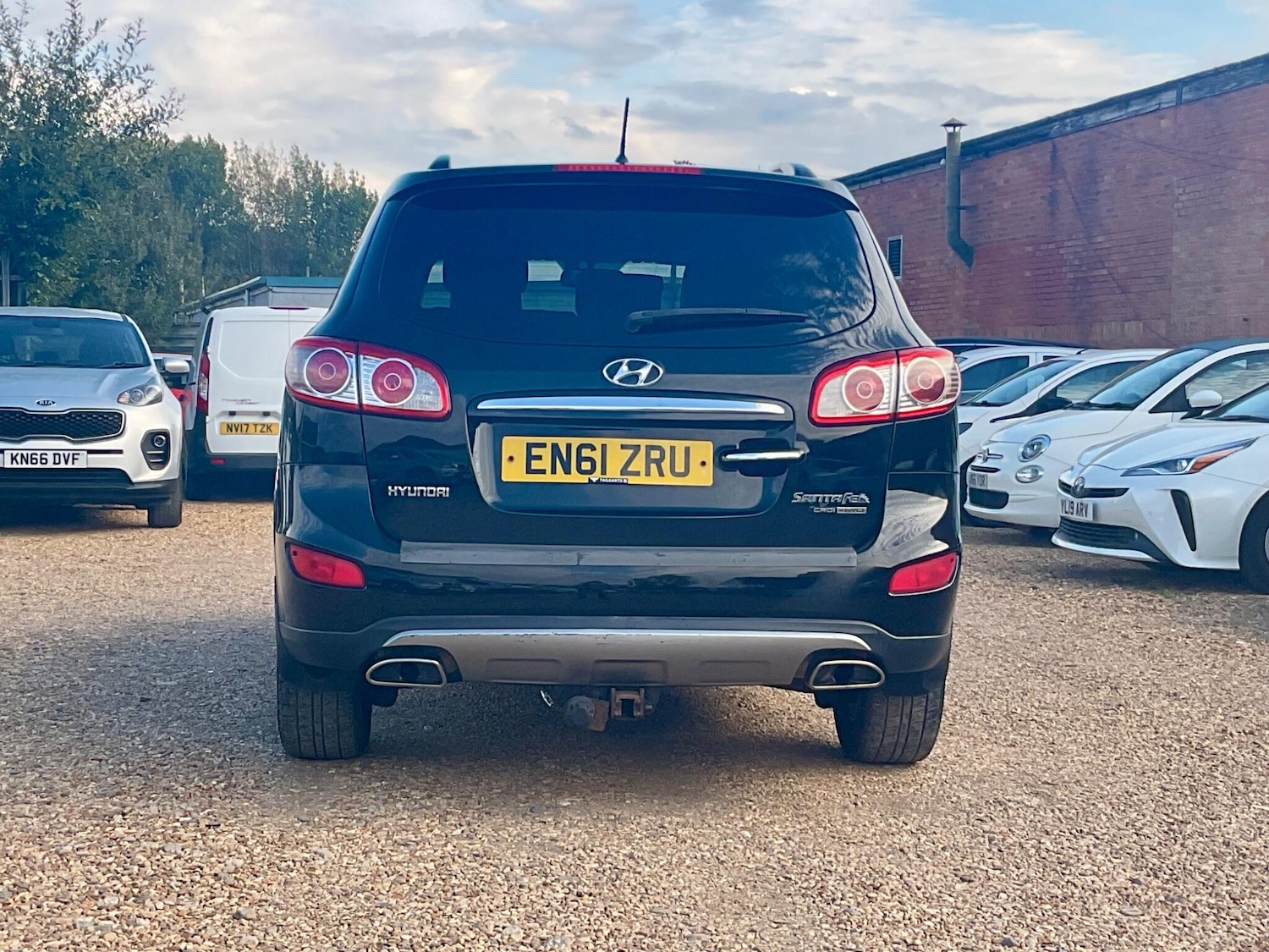 Used Hyundai Santa Fe 2012 for sale - 76181850: Photo 8