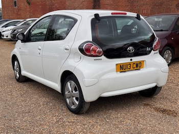 Used Toyota AYGO 2013 for sale - 79349065: Photo