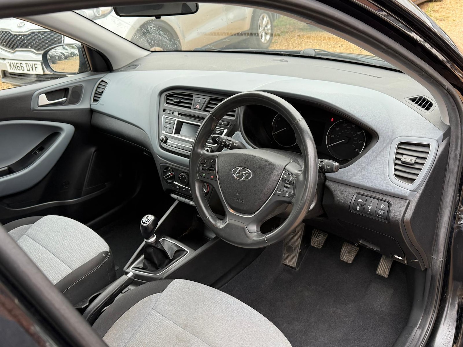 Used Hyundai i20 2016 for sale - 76360615: Photo 11