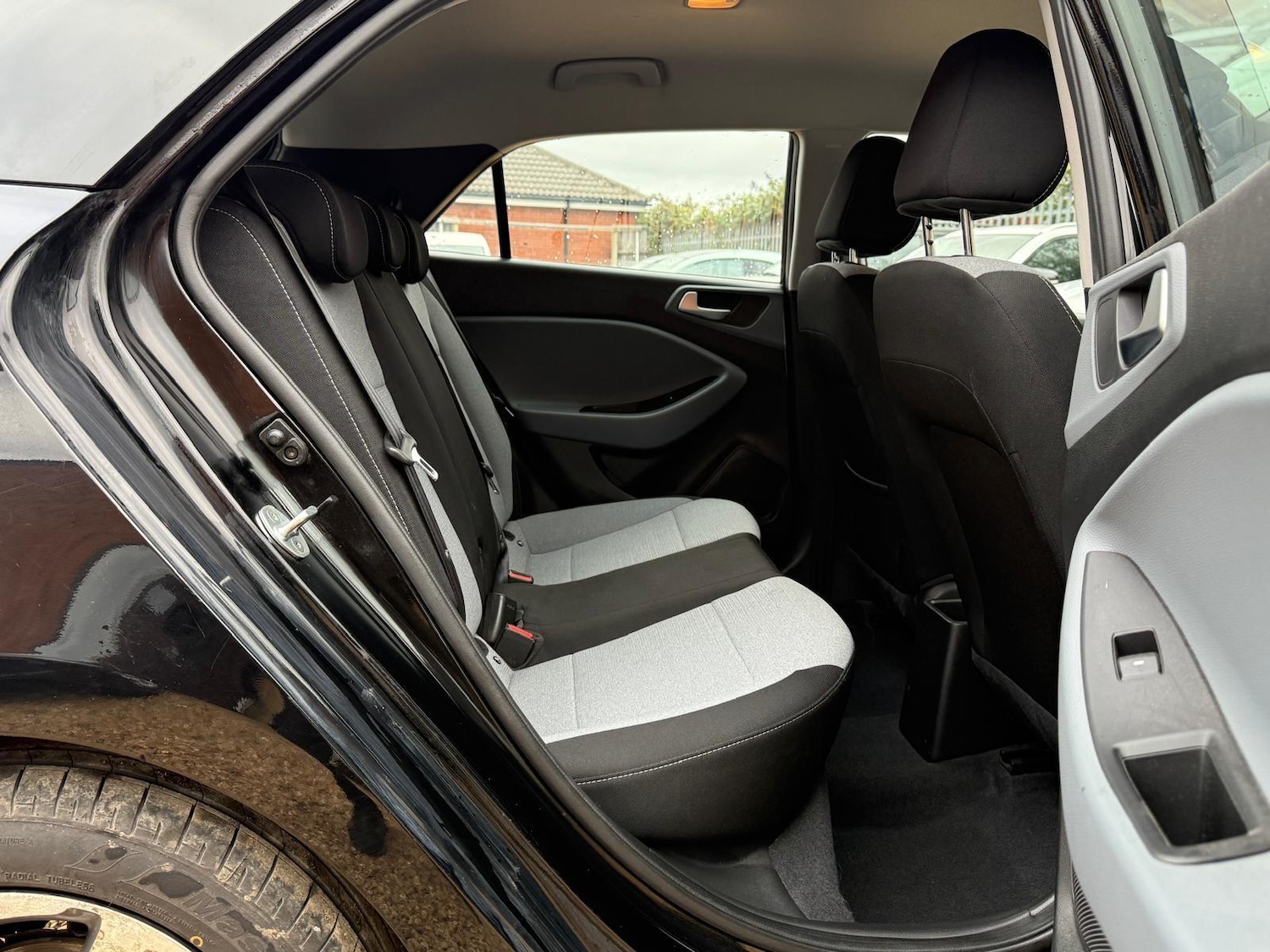 Used Hyundai i20 2016 for sale - 76360615: Photo 16