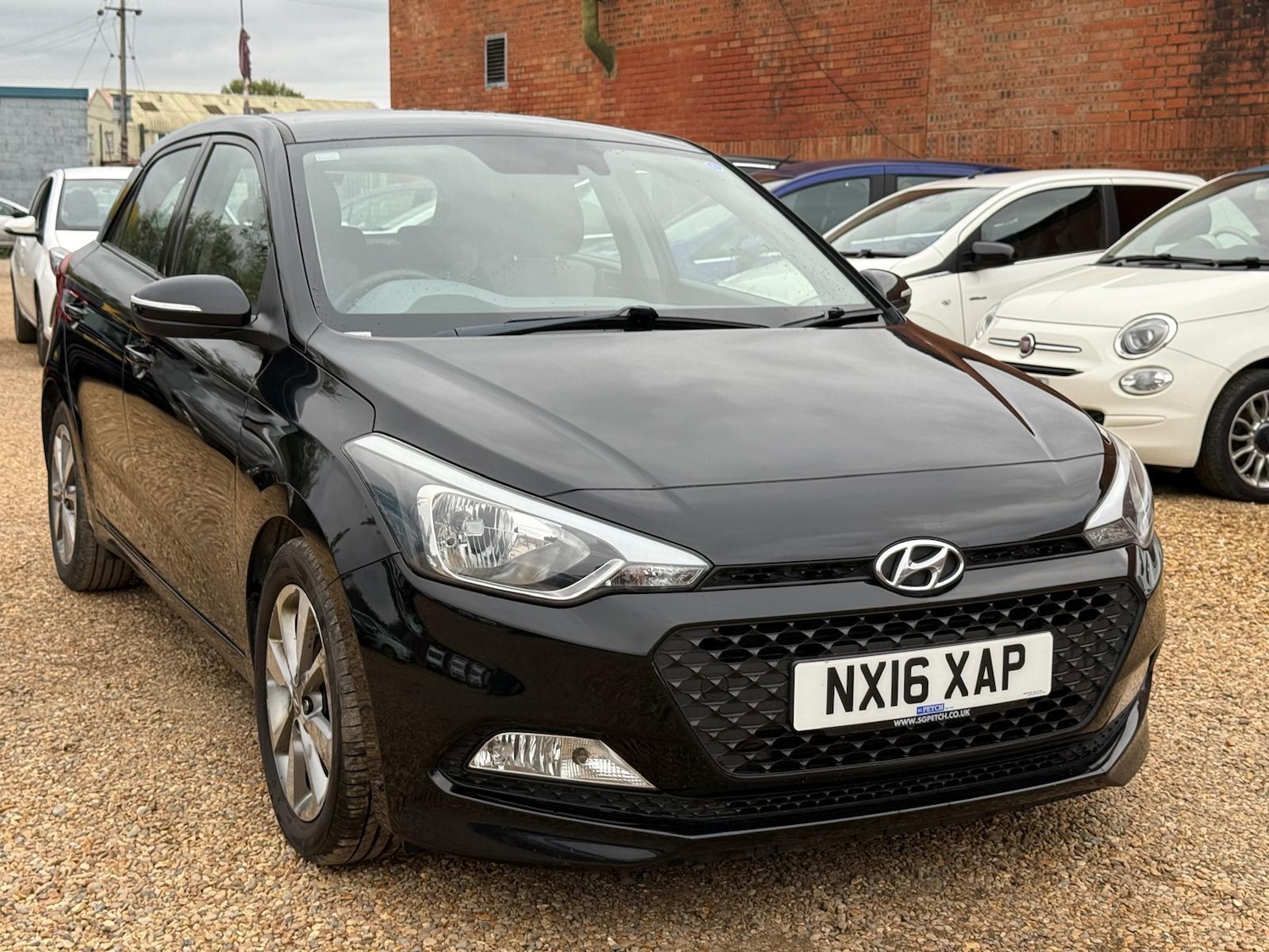 Used Hyundai i20 2016 for sale - 76360615: Photo 5