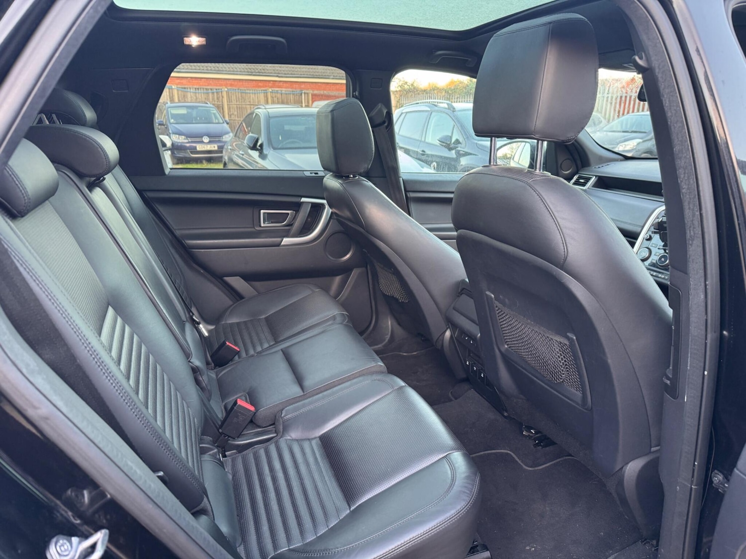 Used Land Rover Discovery Sport 2015 for sale - 76608145: Photo 11