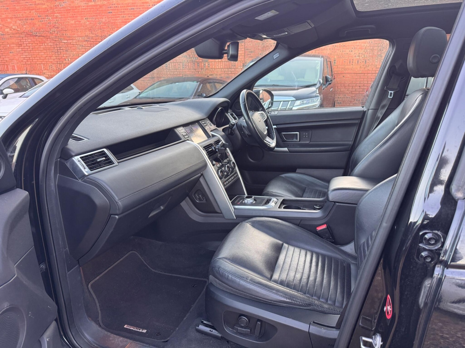 Used Land Rover Discovery Sport 2015 for sale - 76608145: Photo 18