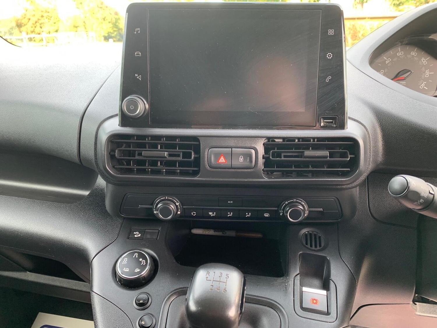 Used Peugeot Partner 2020 for sale - 76968578: Photo 29