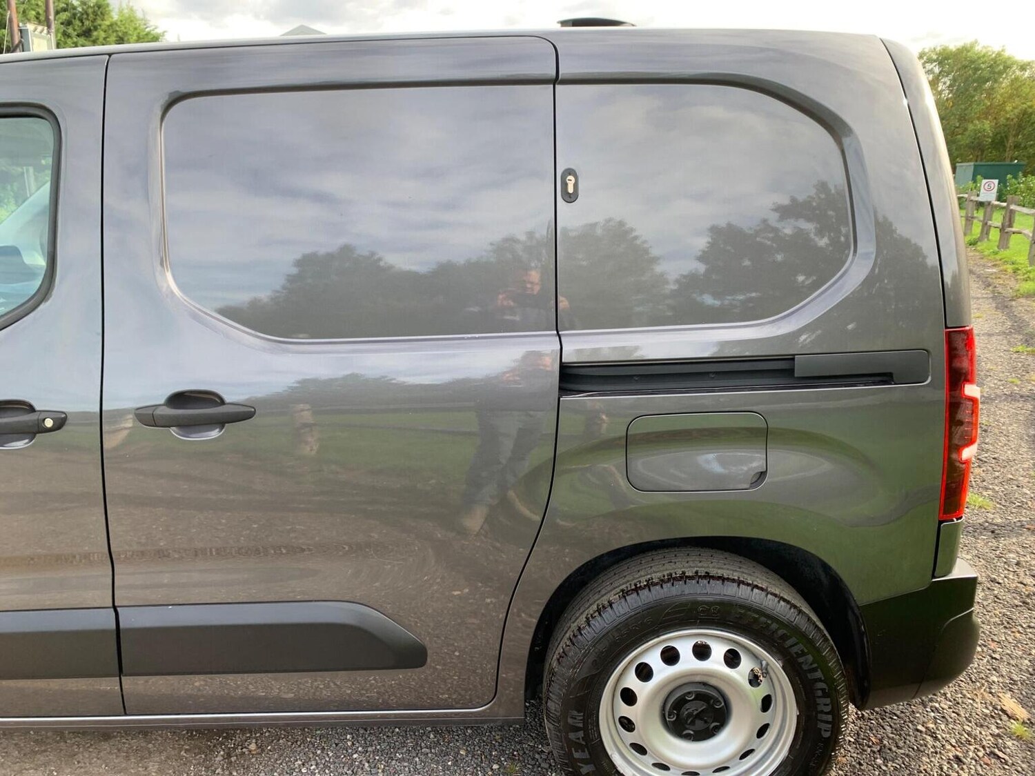 Used Peugeot Partner 2020 for sale - 76968578: Photo 37