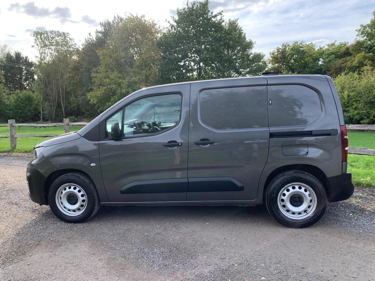 Used Peugeot Partner 2020 for sale - 76968578: Photo 56