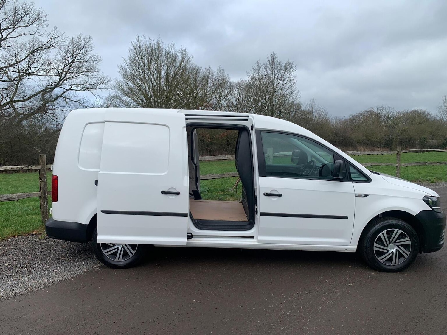 Used Volkswagen Caddy Maxi 2018 for sale - 77483686: Photo 31