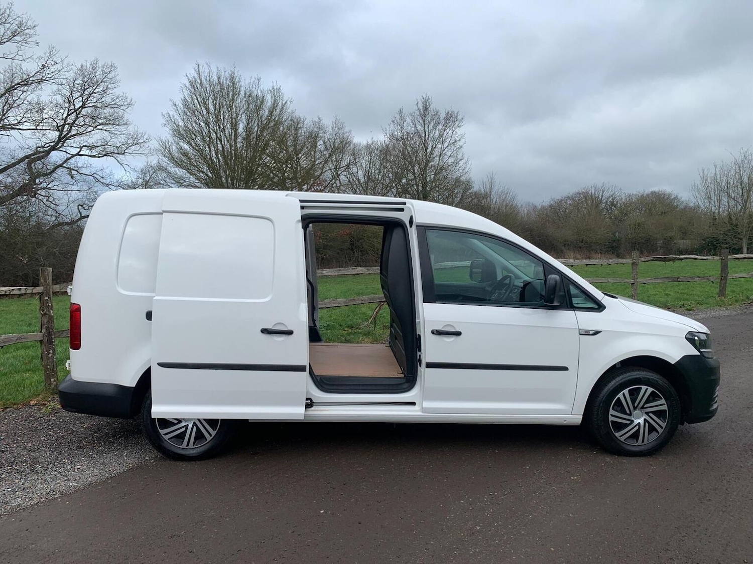 Used Volkswagen Caddy Maxi 2018 for sale - 77483686: Photo 33