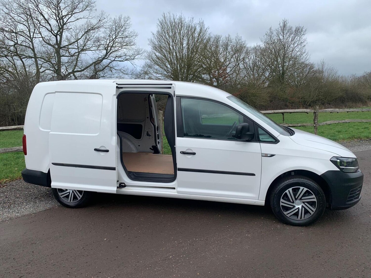 Used Volkswagen Caddy Maxi 2018 for sale - 77483686: Photo 40